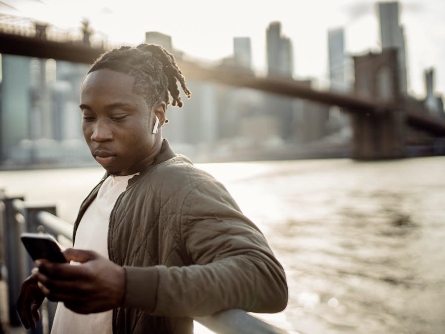 How many digital ads per day?