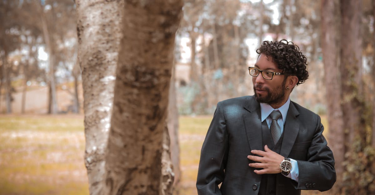 Guide pour assortir un costume