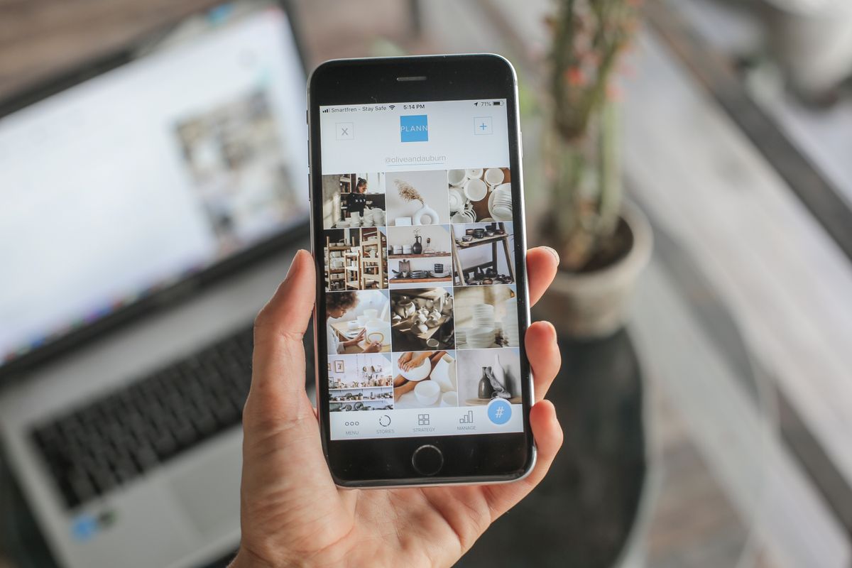 Sharing an article from a phone