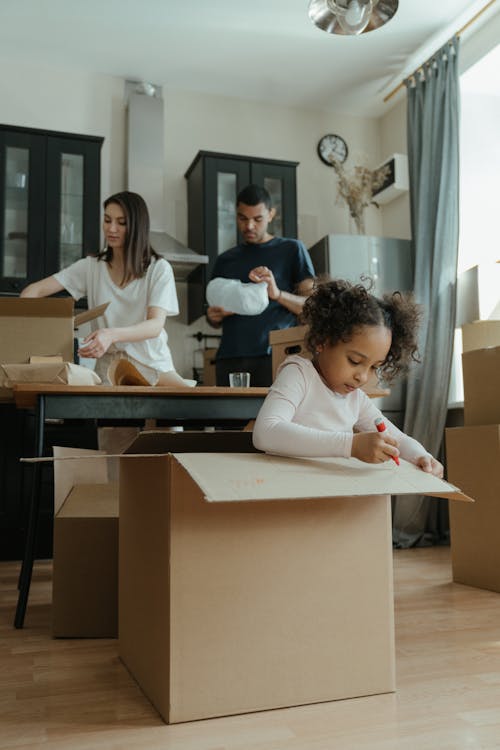 aile, apartman, beraber içeren Ücretsiz stok fotoğraf