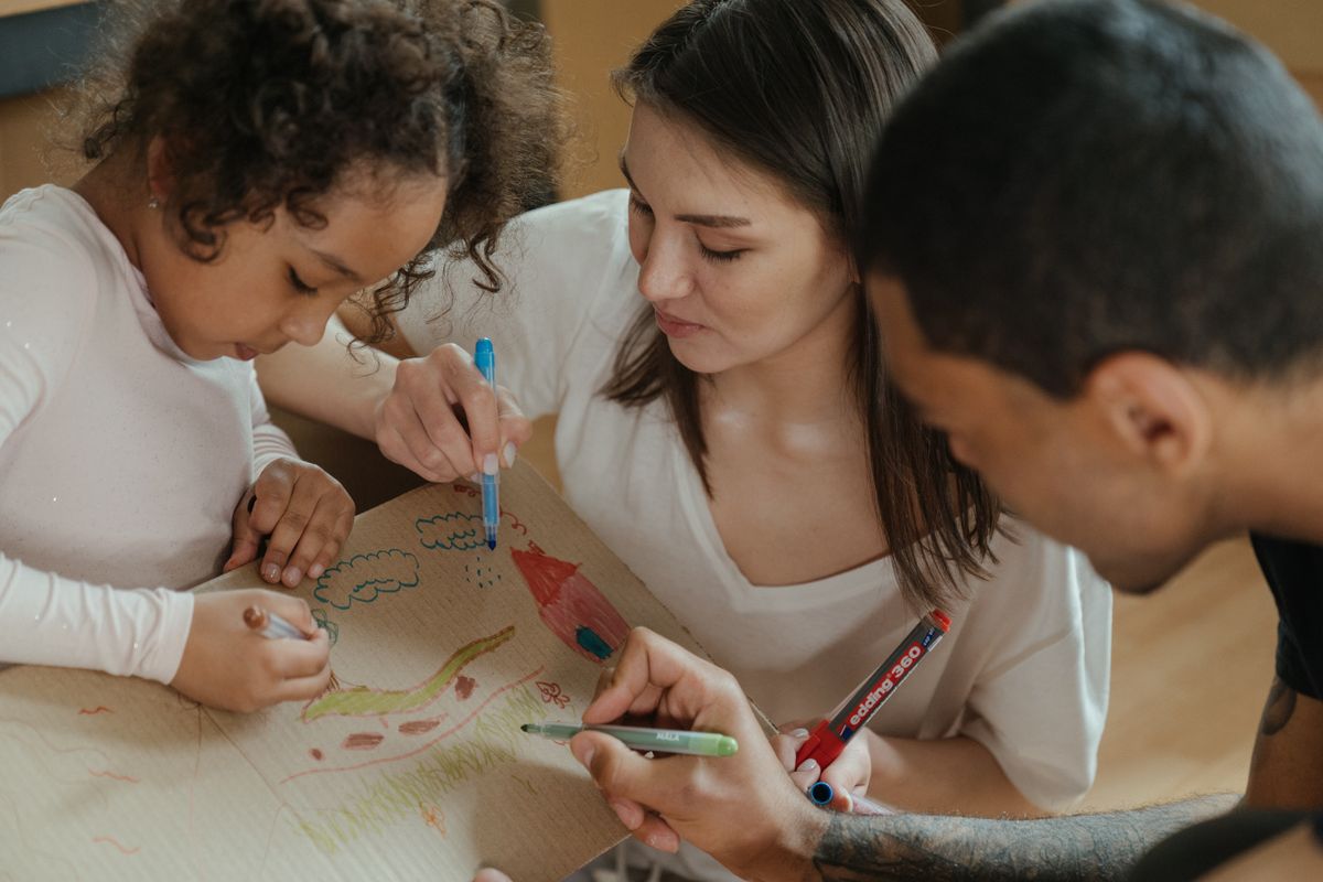9 kreative Familienzeit-DIYs für gemeinsame Bastel-Stunden — Material-Übersicht
