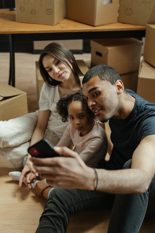 aile, apartman, beraber içeren Ücretsiz stok fotoğraf