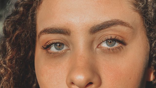 Blefaroplastia sem Cortes em Bauru: Desvendando Riscos e Benefícios com Segurança - Augusta Perfection