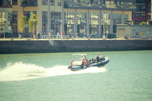 Places Where Boat Is A Major Means Of Transport in Nigeria:: boat, river, speedboat
