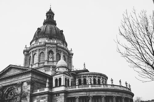 Ilmainen kuvapankkikuva tunnisteilla basilika, Budapest, harmaasävyt