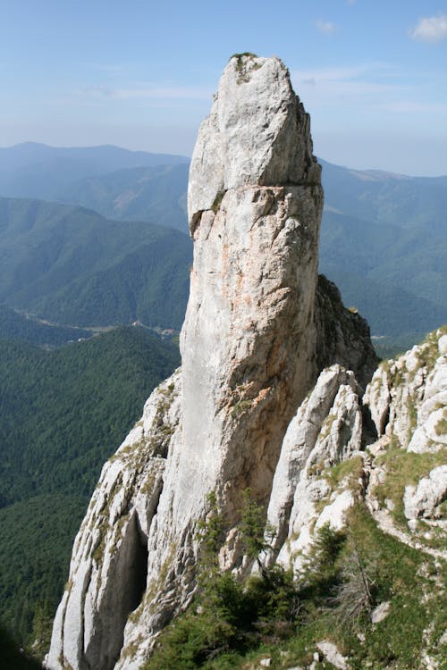 dağ, sütun, taş içeren Ücretsiz stok fotoğraf