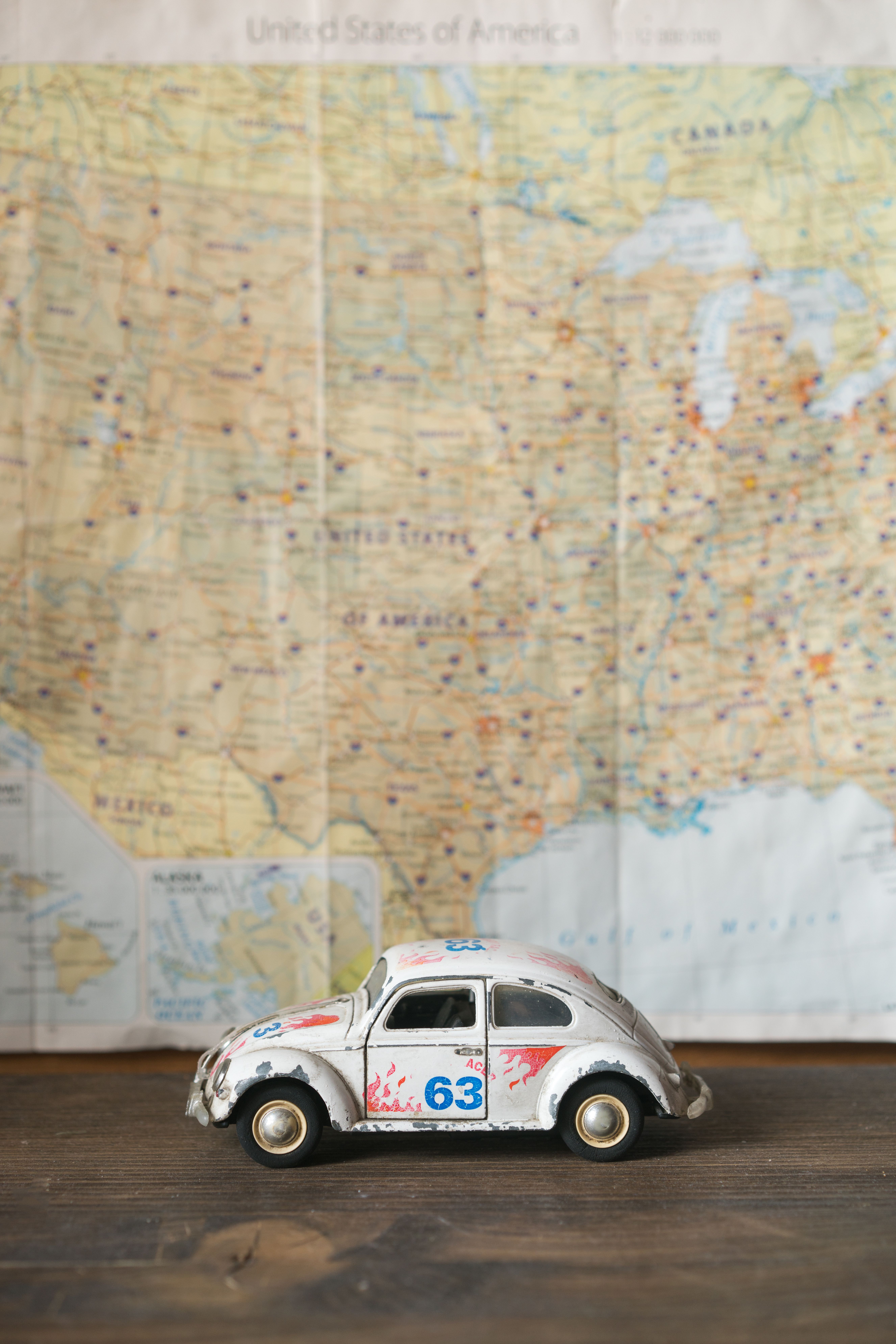 How do Americans move across states for jobs, and what logistics matter most?