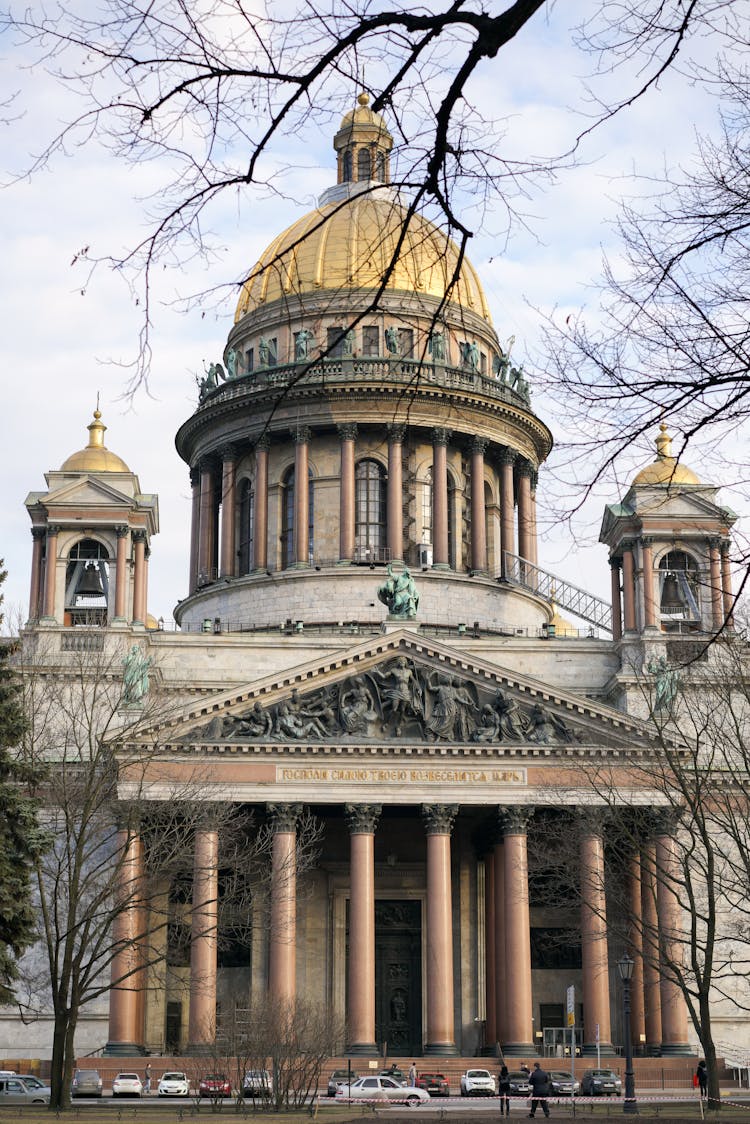 Saint Isaacs Cathedral, St. Petersburg, Russia