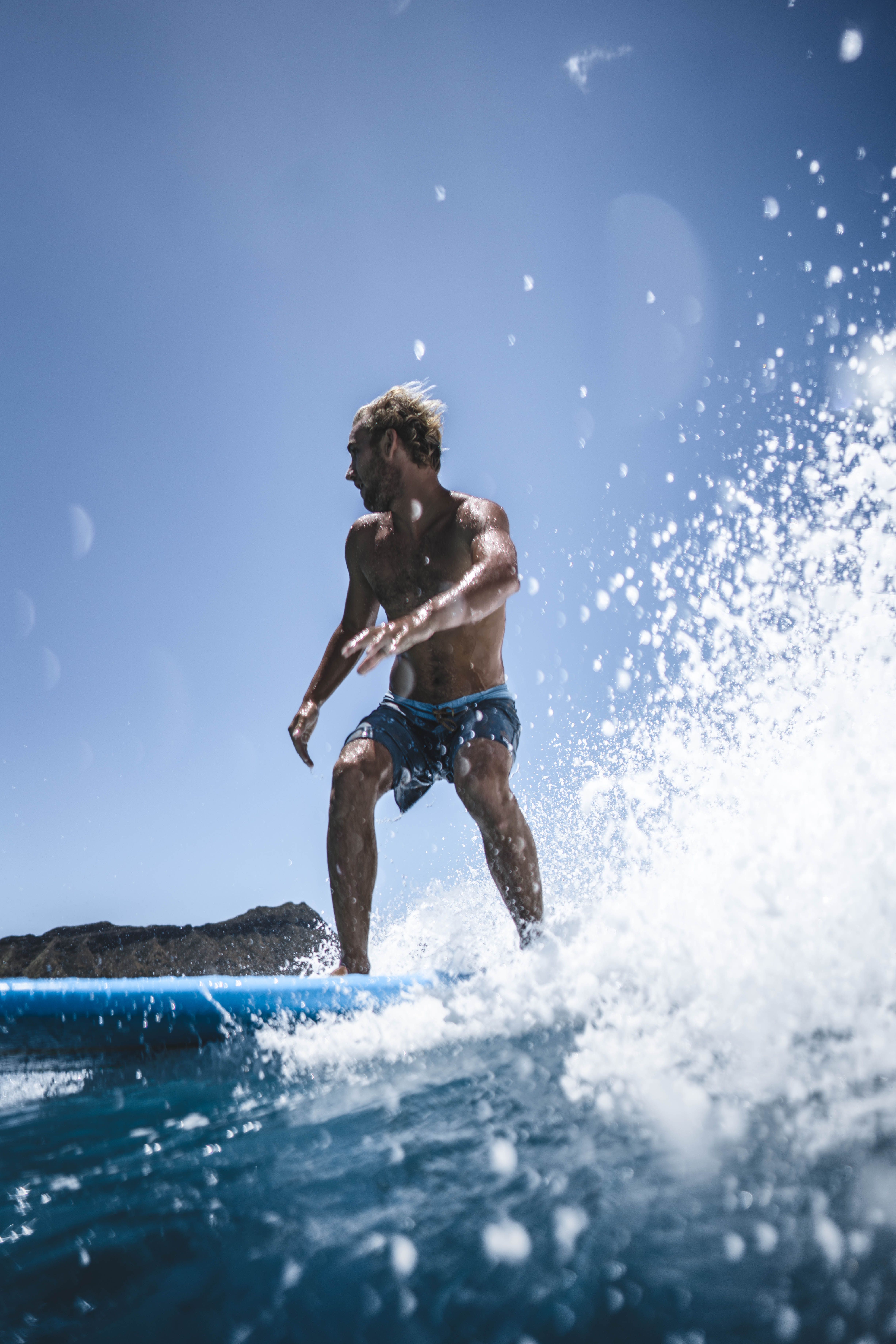 Ego Surfing Explained: Ride the Waves Without Riding Your Ego