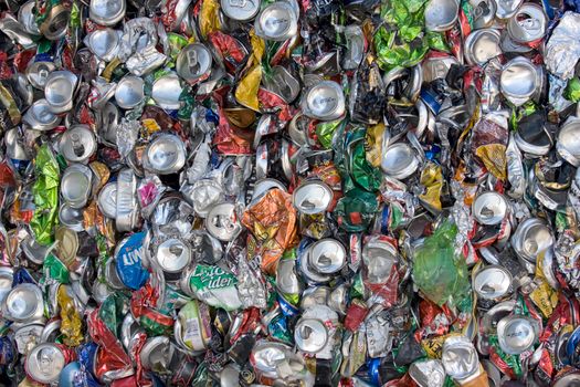 Can I Use Recycled Materials for Outdoor Furniture Projects?