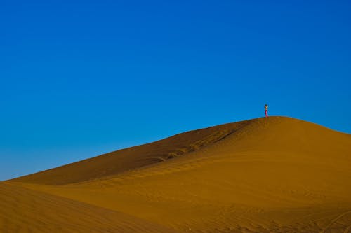 Fotos de stock gratuitas de admirar, anónimo, arena