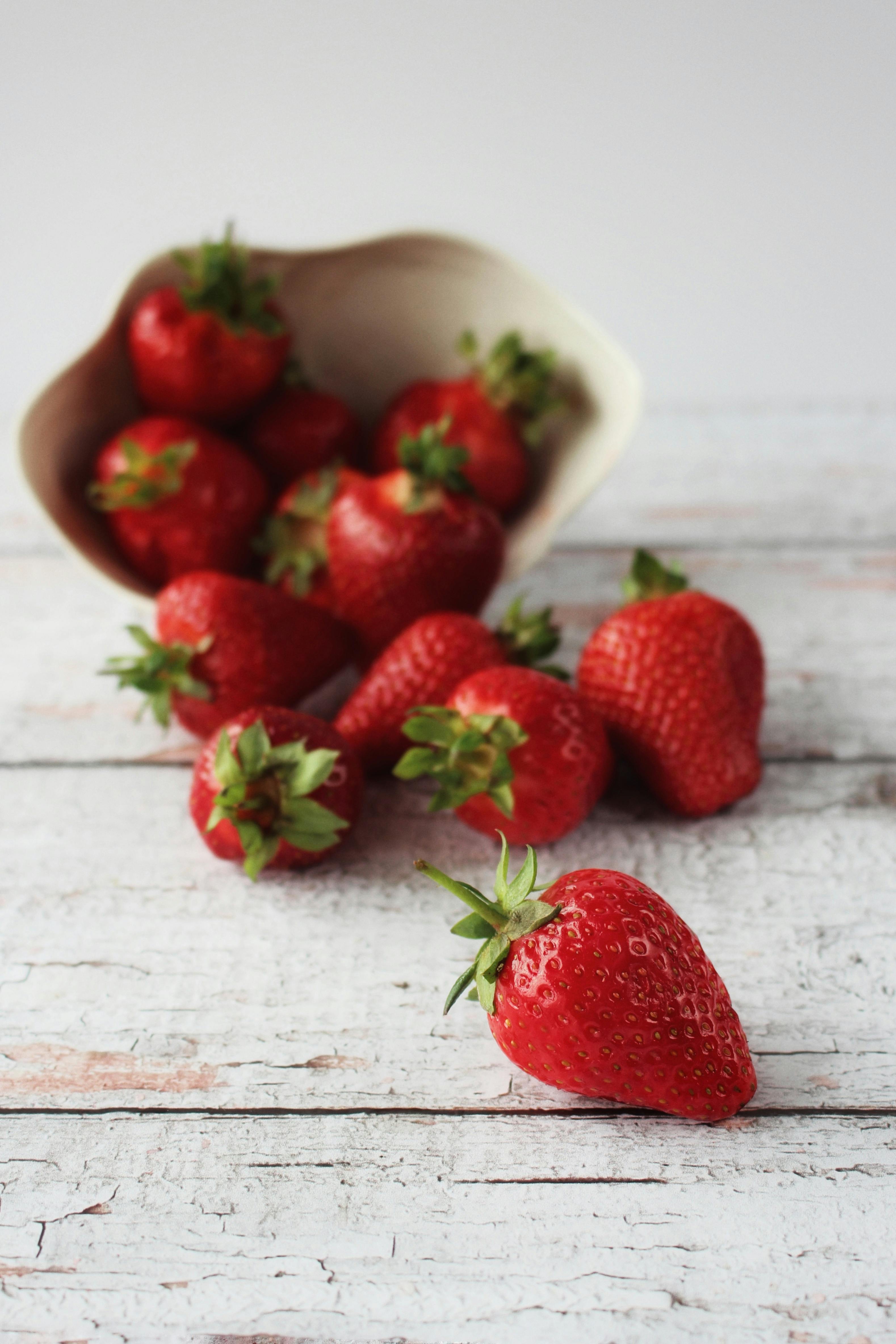 White Bowl of Whole Strawberries · Free Stock Photo