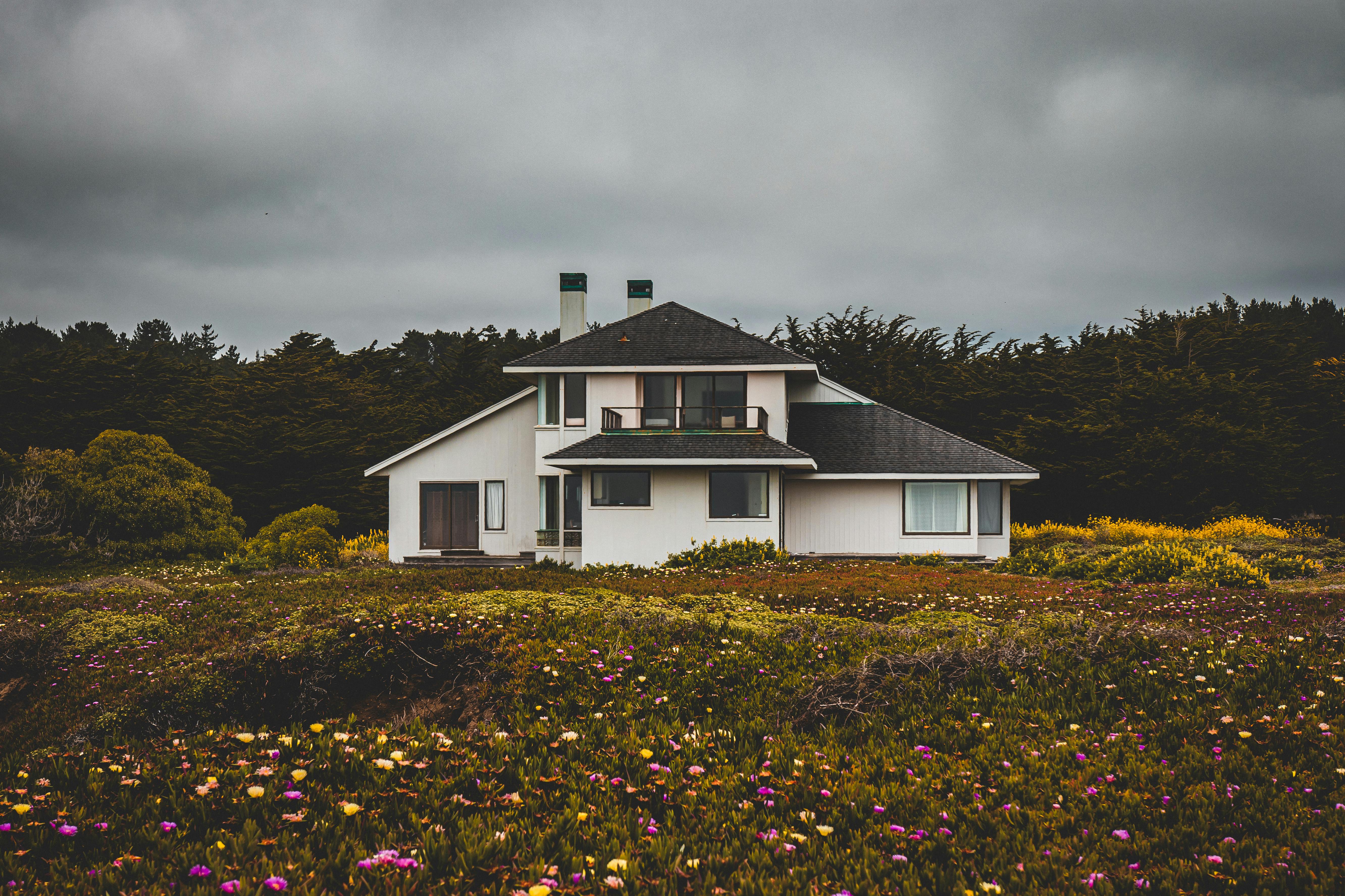 Have a house? You need homeowners insurance, but can it be affordable? — Photo by Jacob O on Pexels