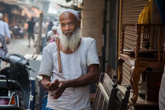 Chor Bazaar antiques — Mumbai