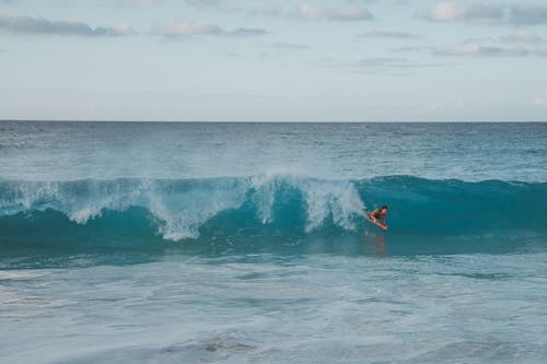 Immagine gratuita di azione, fare surf, onde del mare