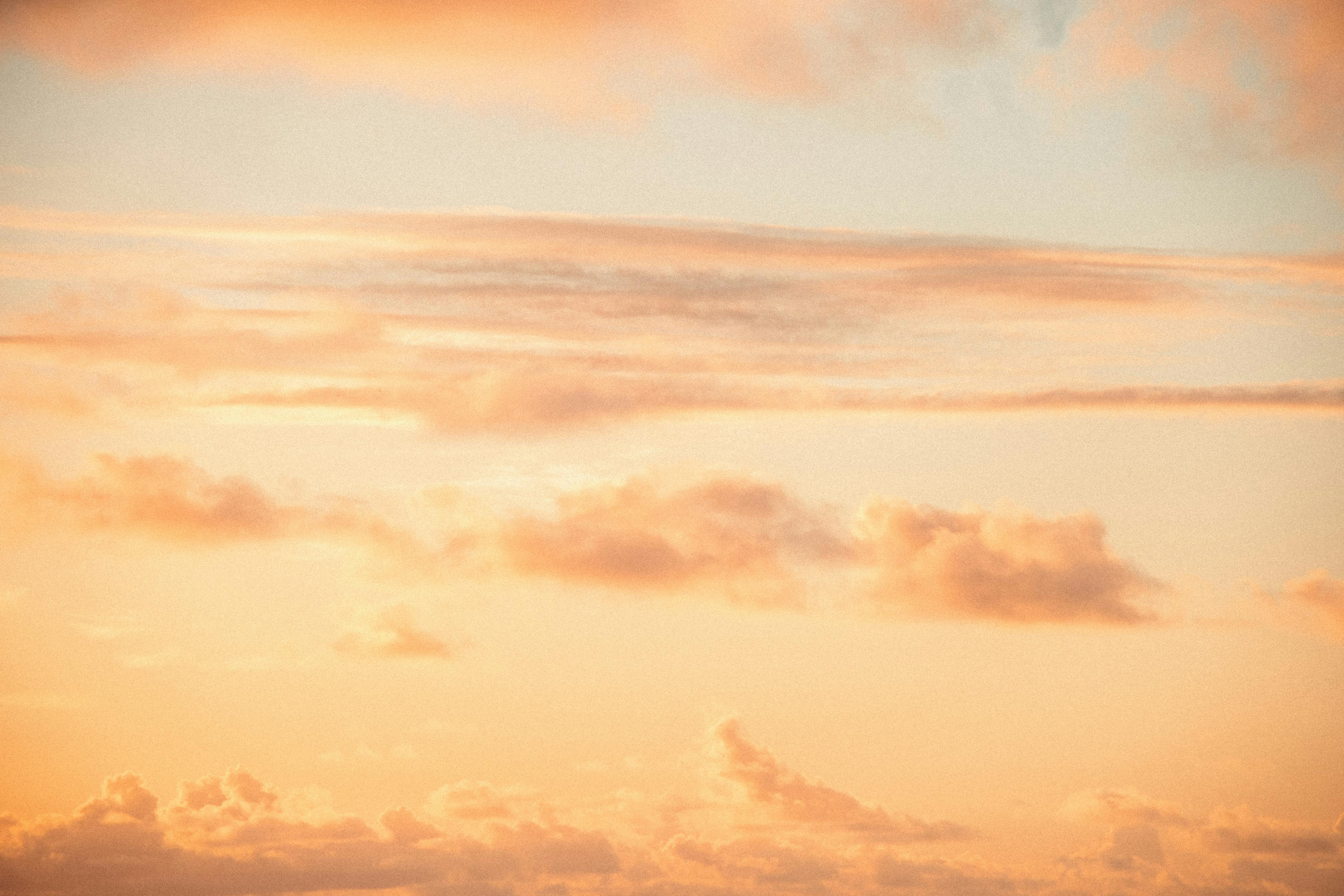 Light Pastel Color of Clouds at Sunset · Free Stock Photo
