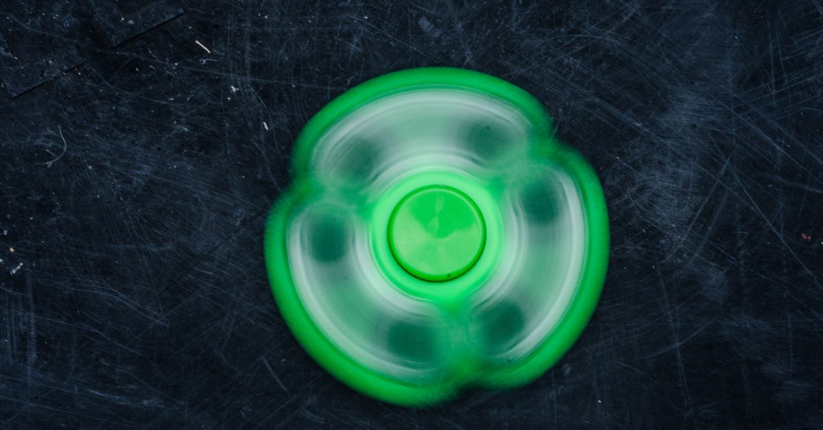 Phys.org Reports New Framework Ties Magnetic Phase Boundaries to String-Like Defects in Spin Ice