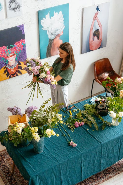 Fotos de stock gratuitas de adentro, arreglo floral, clasificado