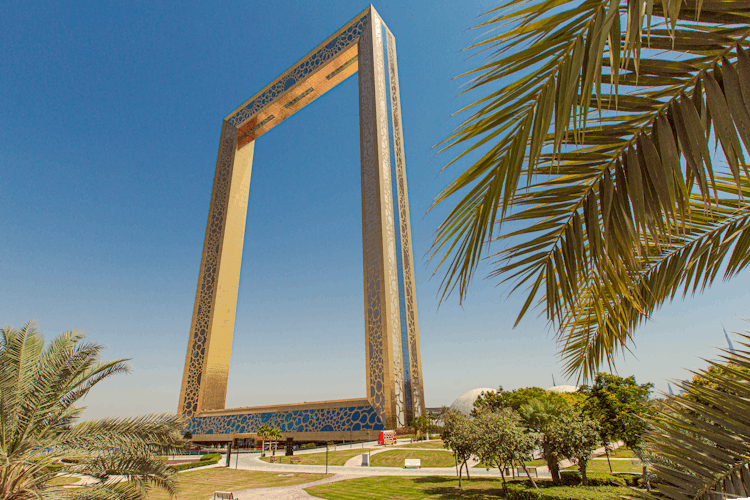 Iconic Skyscraper Dubai Frame