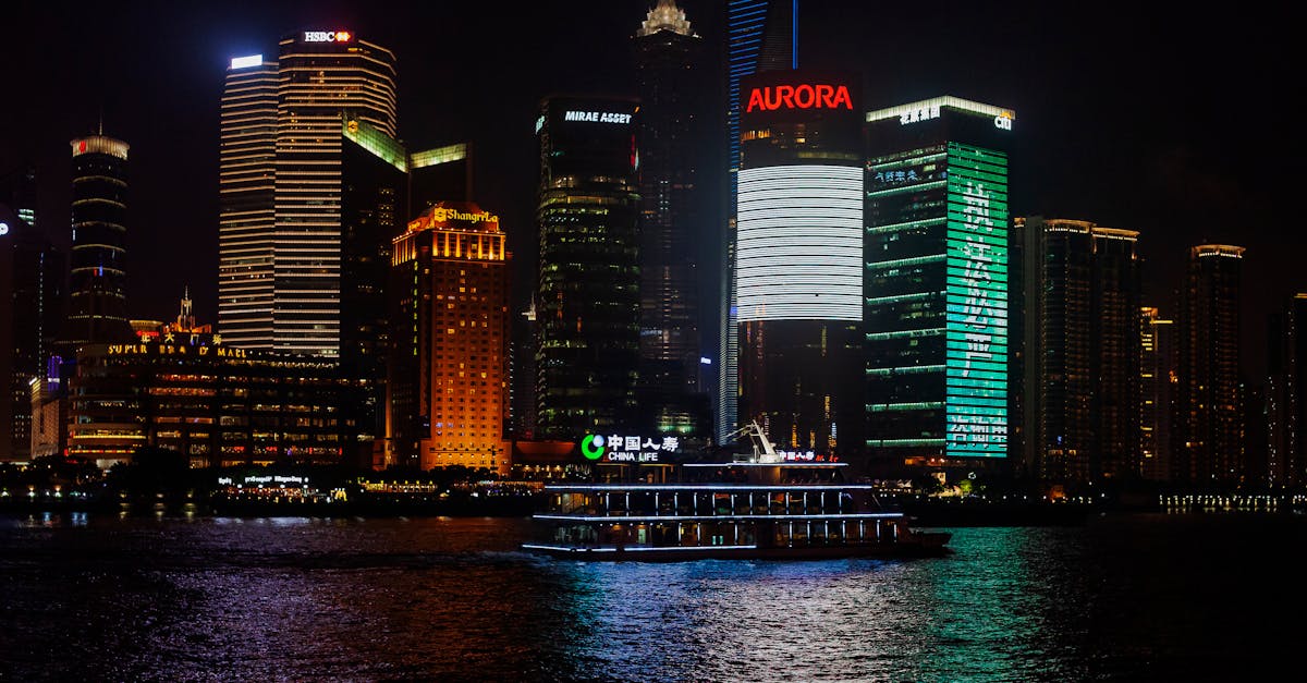 政治:IMF揭示中國經濟隱憂:兩會前夕的冷水