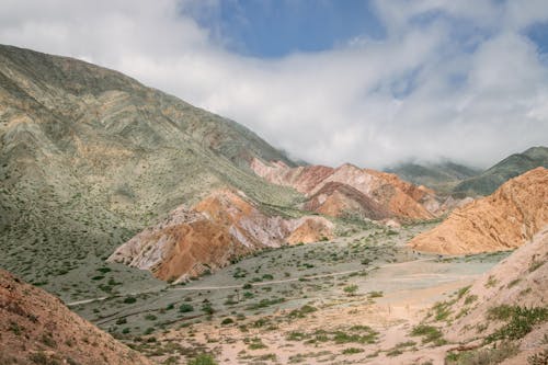 ロッキー, 山岳, 曇り空の無料の写真素材