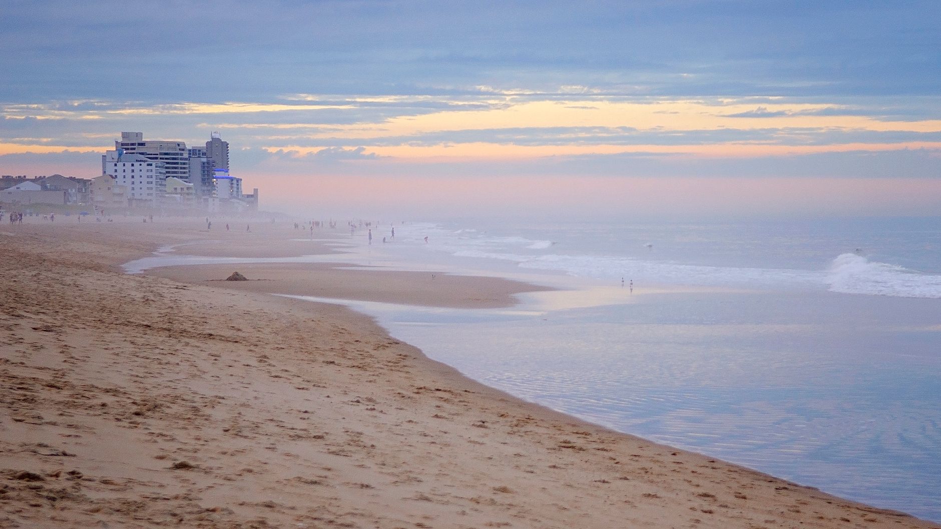 The Ultimate East Coast Beaches Guide: From Maine's Rocky Shores to Miami's Pastel Sands