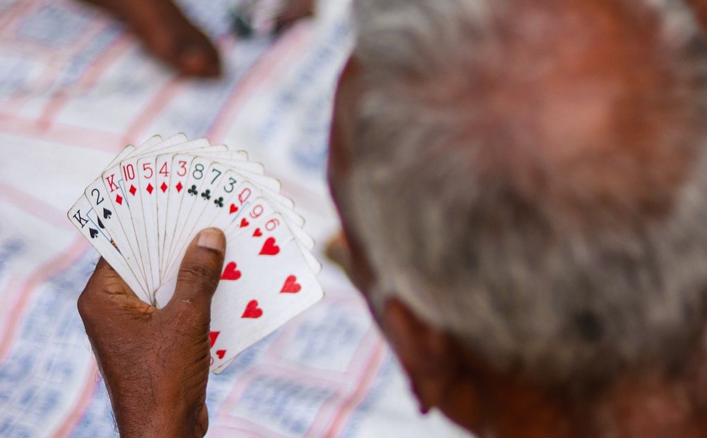 Online Casino: Spielautomaten und Live-Spiele im Überblick