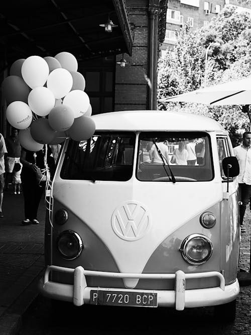 Photographie En Niveaux De Gris De Volkswagen T1 Van