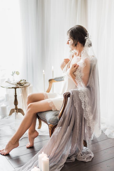 person checking shoe fit with finger width test - Stretch tight shoes