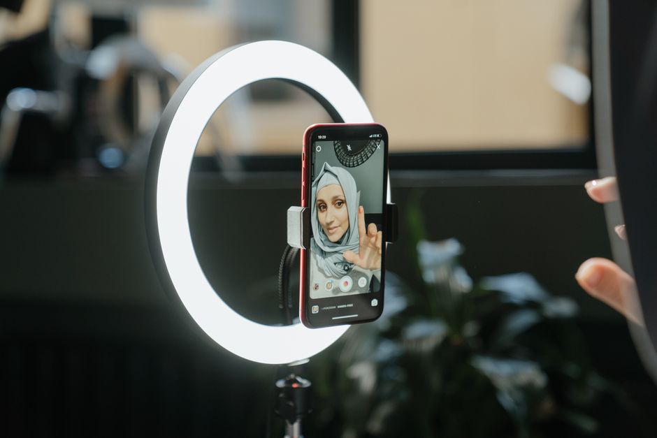 100,000+ Best Light Ring Photos · 100% Free Download · Pexels Stock Photos