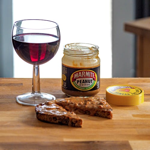 Безкоштовне стокове фото на тему «арахісове масло, вино, закуска»