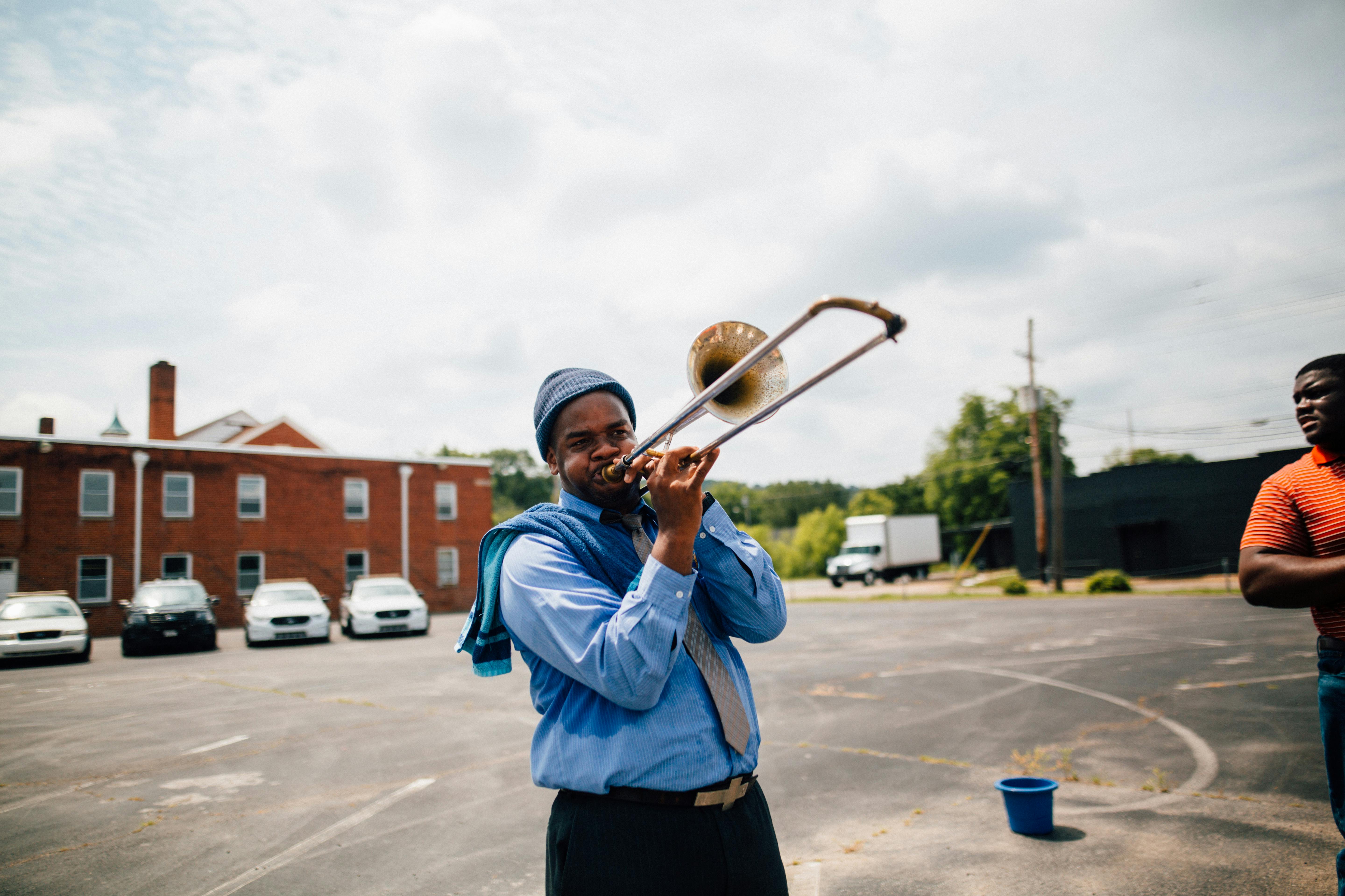 Rhythms of the Road: Discovering Local Music in Your Daily Travels