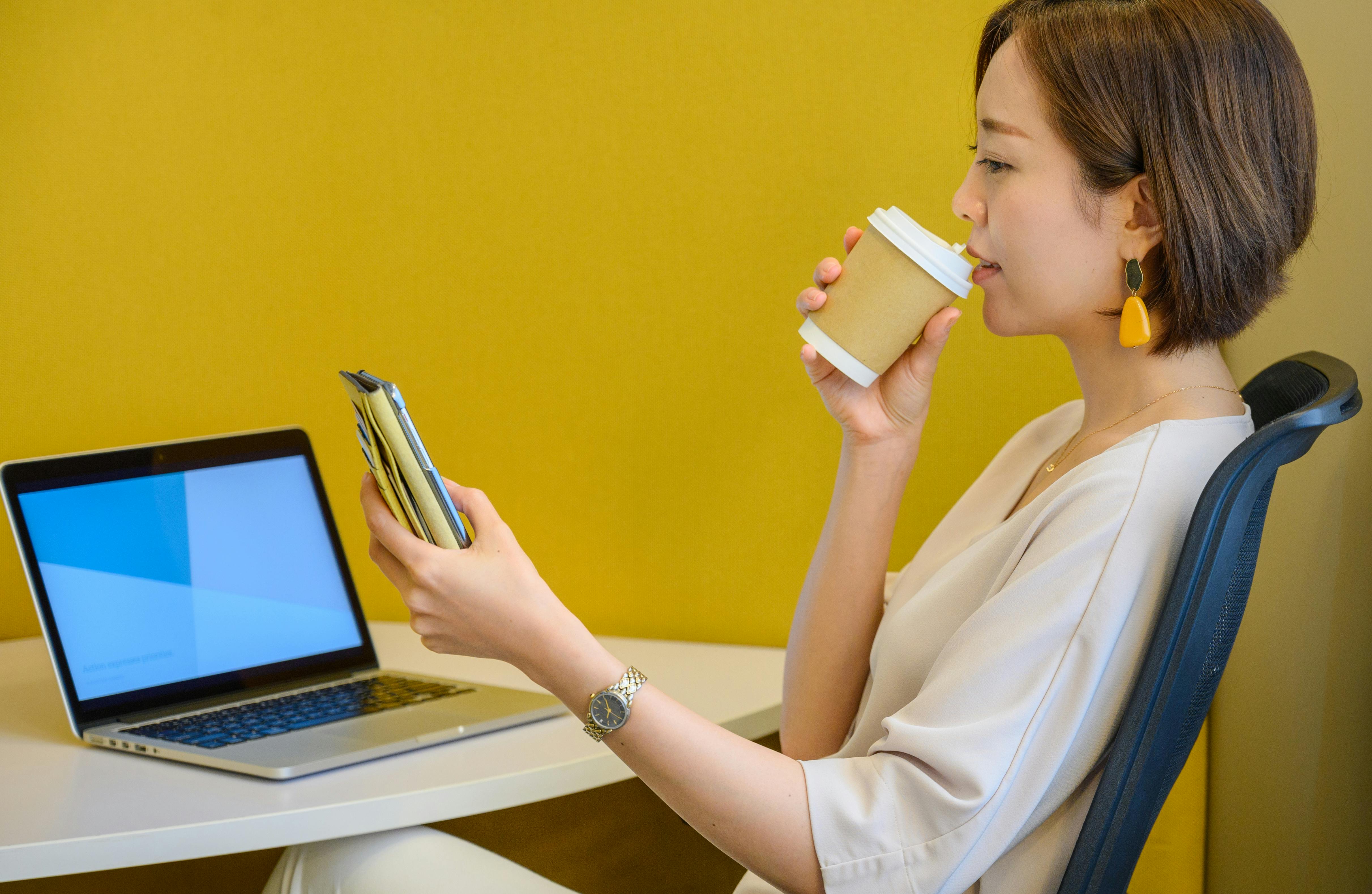 ＃屋内, アダルト, イヤリングの無料の写真素材