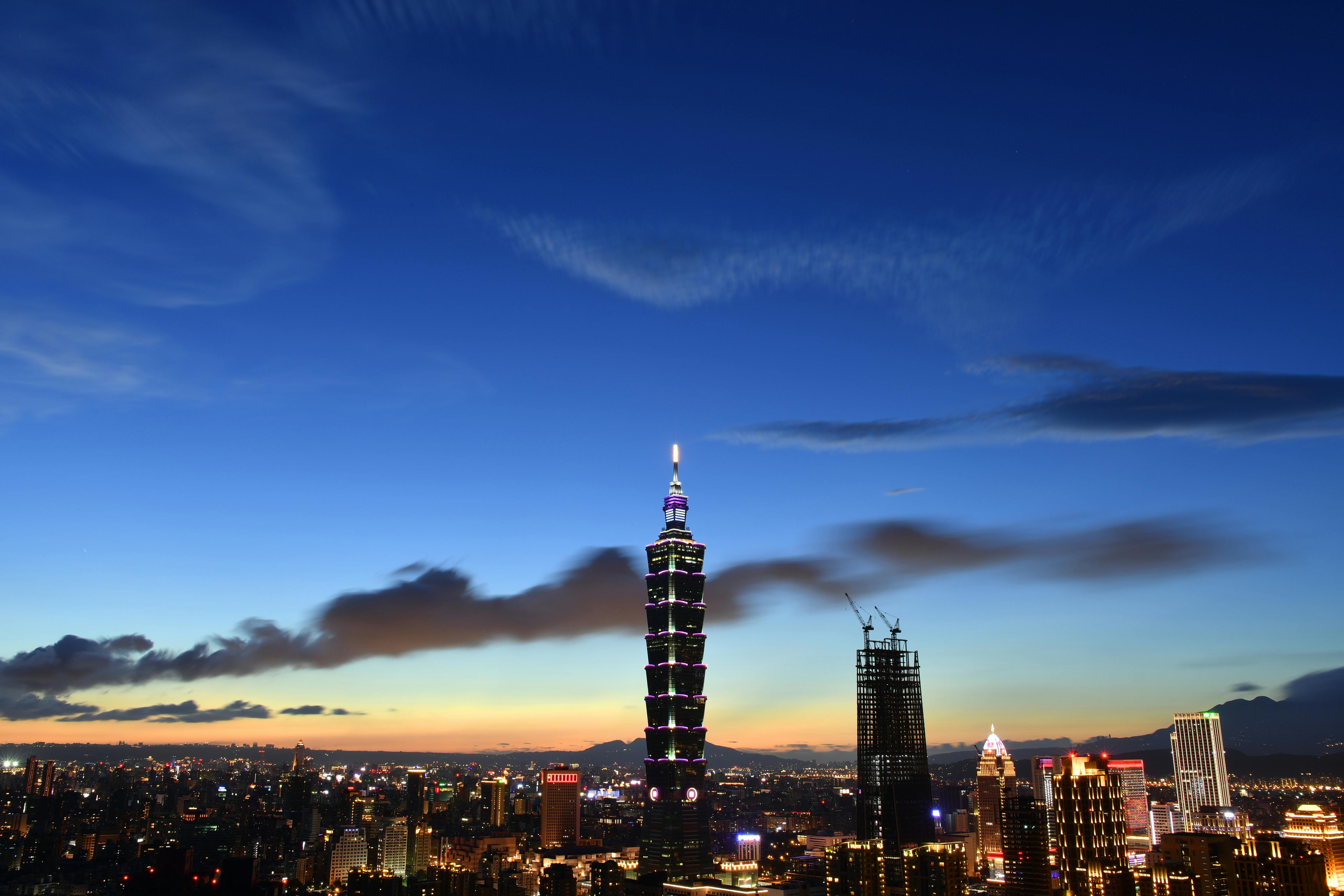 台北101と夜の台北の風景 台湾の風景 | Beautiful Photo.net | 世界の絶景 美しい景色