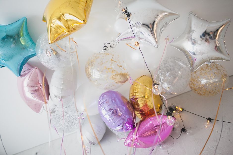 Vibrant collection of star-shaped balloons perfect for festive decor and celebrations.