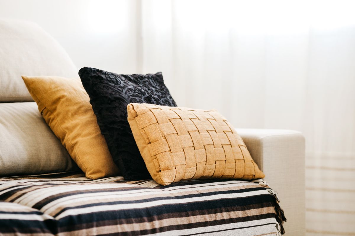 Amara Woven Cushion Set