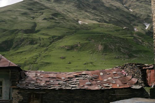 Gratis Fotos de stock gratuitas de azotea, colina, ladera de la montaña Foto de stock