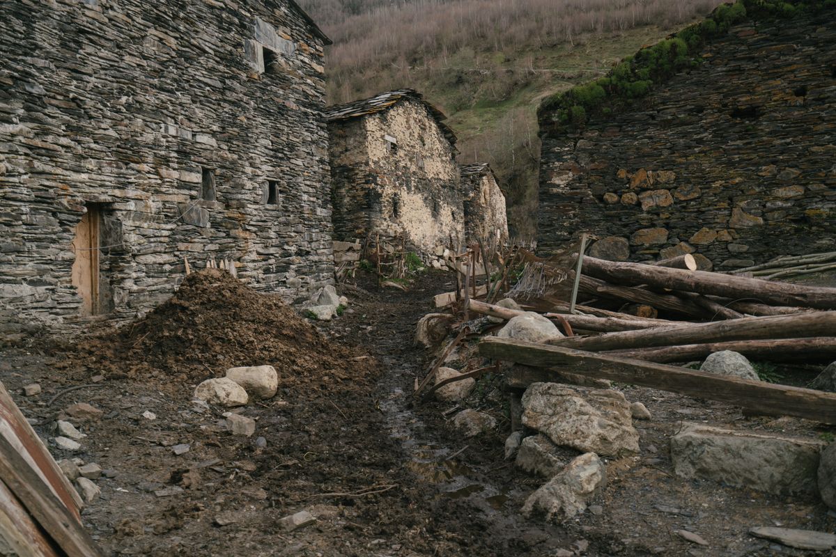 The ruins of a village