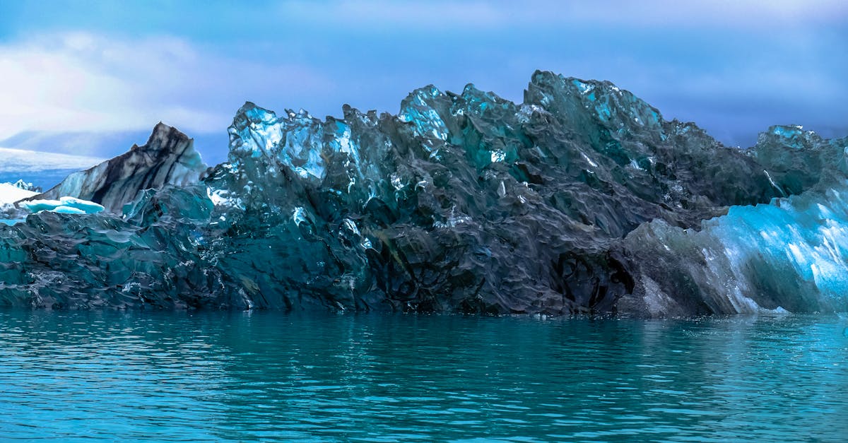Why does ice float on water hydrogen bonds