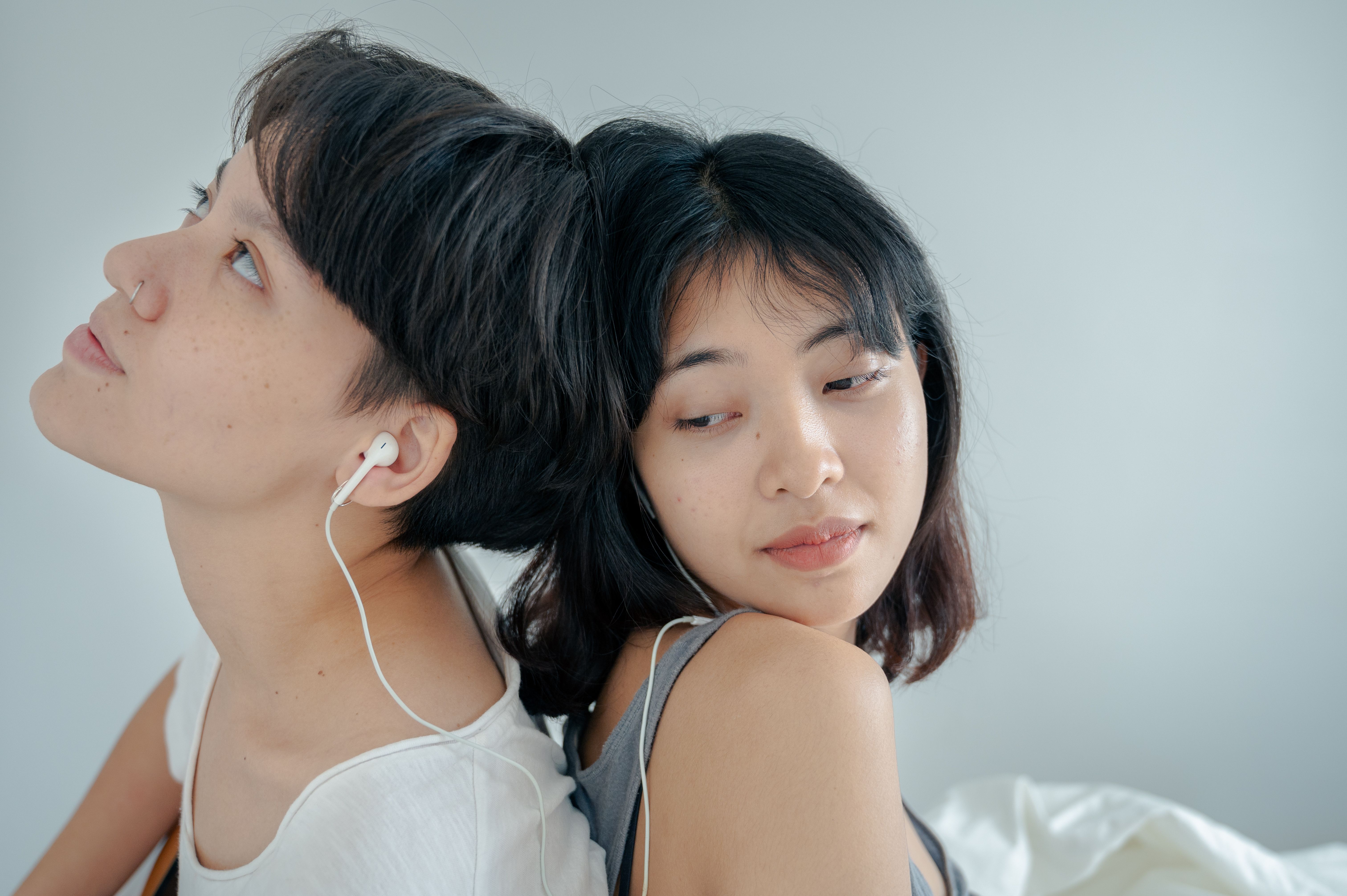 Nhóm cung Nước thường đưa ra quyết định dựa trên trực giác và cảm xúc.
