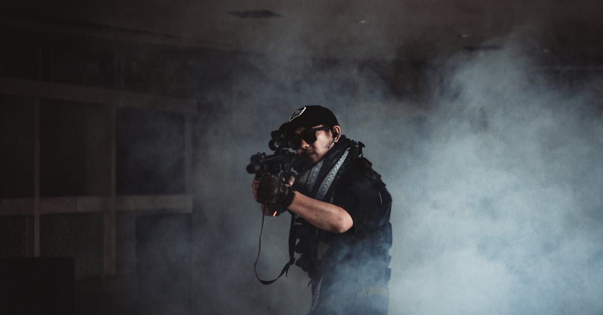 藍白慘遭打擊!美專家呼籲取消其家屬美簽以應對國防預算危機