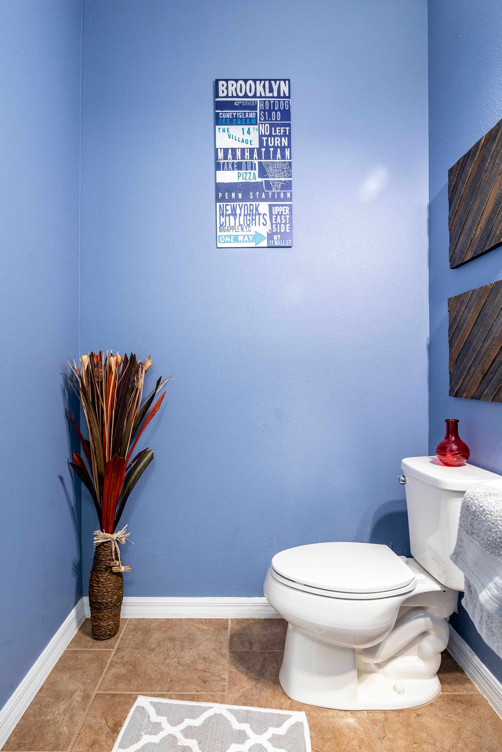 White Ceramic Toilet Bowl in the Bathroom · Free Stock Photo