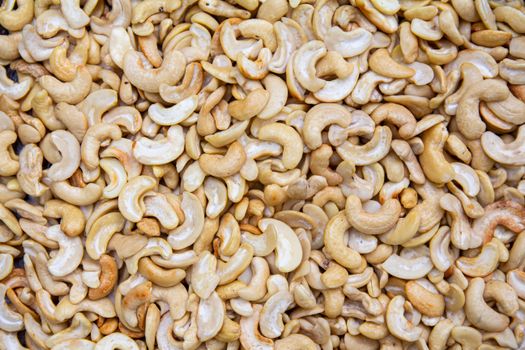Light Cashew Halves & Pieces