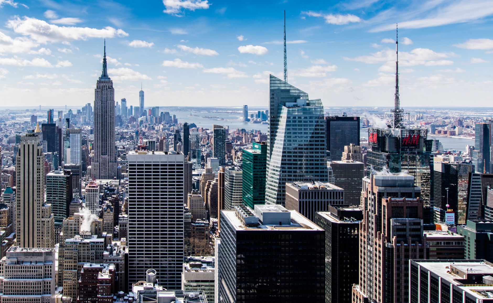 New York zavádza prvý moratórium v USA na nové dátové centrá pre AI
