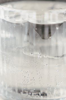 gin or vodka image 3