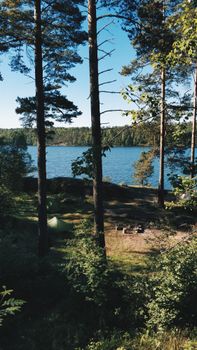Image by Inga Seliverstova