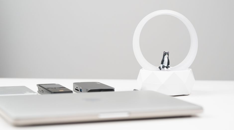 Anker 651 USB-C Dock with Charging Pad