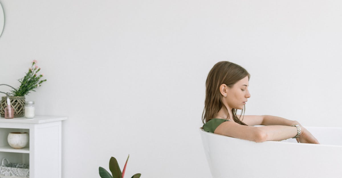 How to remove tub drain stopper lift-and-turn