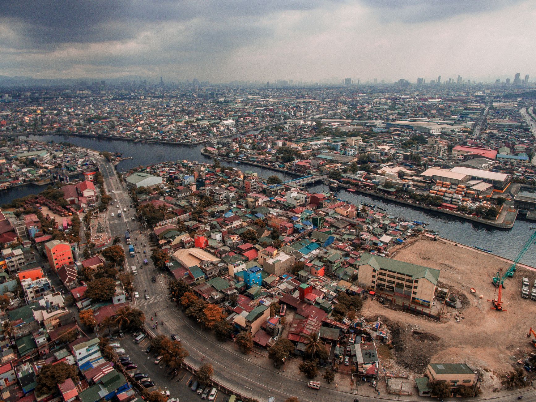 Dasmarinas cityscape