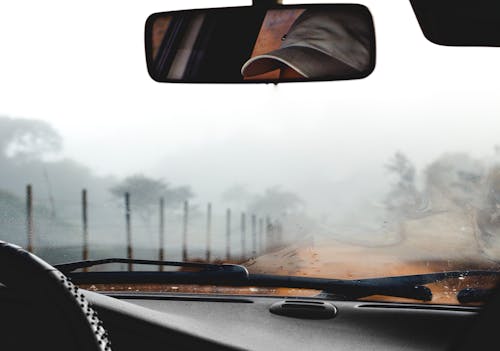 Kostnadsfri bild av bilresa, dimmig, jord